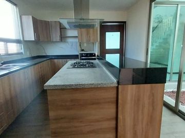 Se vende casa en Fracc Villa Elisa , Zona Plateada, Pachuca, Hidalgo