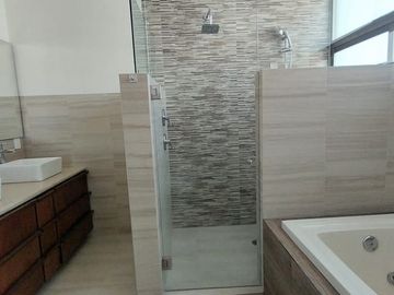 Se vende casa en Fracc Villa Elisa , Zona Plateada, Pachuca, Hidalgo