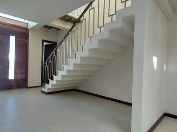 Se vende casa en Fracc Villa Elisa , Zona Plateada, Pachuca, Hidalgo