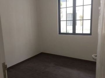 LAVIN 2 CLUSTER MARGONITE BELUM PERNAH DI HUNI DI JUAL RUGI