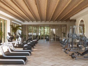 Residences & Beach Condos • Pentgarden 4 Rec’s  Campo de Golf • Riv Maya.
