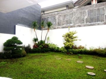 Rumah 2 Lantai Luas 313 di Villa Puncak Tidar kota Malang