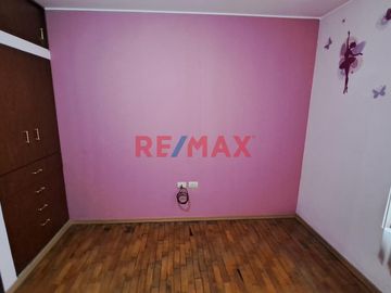 Tu Nuevo Hogar Te Espera En Los Olivos, Casa Amplia Y Moderna Lista Para Mudarse