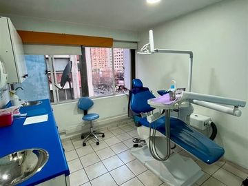 VENTA DERECHOS CLINICA ODONTO 2 BOX TENDERINI SANTIAGO
