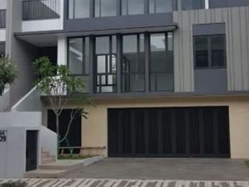 DIJUAL RUMAH STRATEGIS DAN MURAH DI LAKEWOOD
