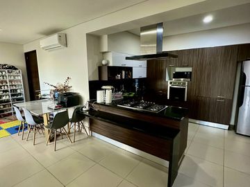 Venta de Departamento Amueblado en Vista Lomas
