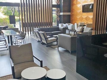 Venta de Departamento Amueblado en Vista Lomas