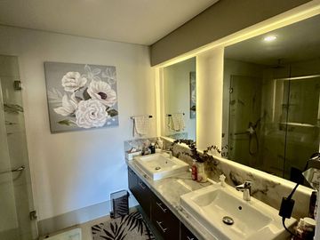 Venta de Departamento Amueblado en Vista Lomas