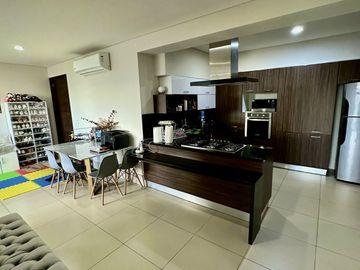 Venta de Departamento Amueblado en Vista Lomas