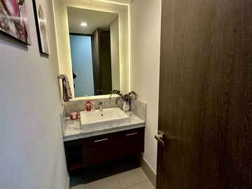 Venta de Departamento Amueblado en Vista Lomas