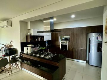 Venta de Departamento Amueblado en Vista Lomas