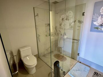 Venta de Departamento Amueblado en Vista Lomas
