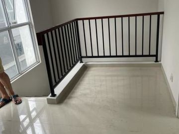 DIJUAL RUMAH SANGAT MURAH 2 LANTAI DI FORTUNE TERRACE GRAHA RAYA
