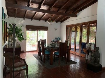CASA ESTILO CAMPESTRE EN CONJUNTO CERRADO