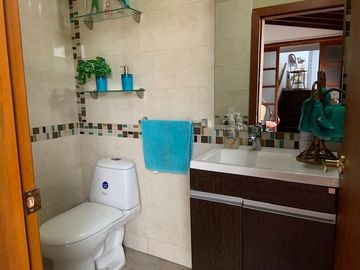 CASA ESTILO CAMPESTRE EN CONJUNTO CERRADO