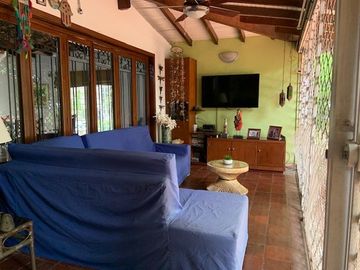 CASA ESTILO CAMPESTRE EN CONJUNTO CERRADO