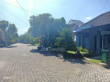 House in Meninting Regency