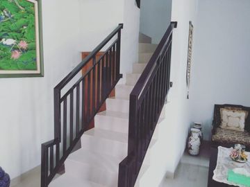 RUMAH CANTIK di RIUNG Sukarno Hatta dekat antapani, cisaranteun