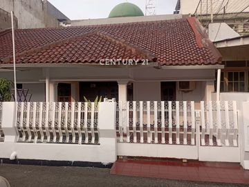 Rumah SHM Siap Huni Di Duren Sawit Jakarta Timur LT 155m 3 KT