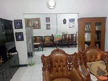 Rumah SHM Siap Huni Di Duren Sawit Jakarta Timur LT 155m 3 KT