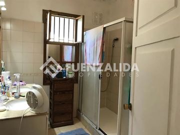 Casa en venta de 4 dorm. en Ñuñoa