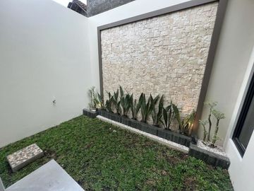 Rumah Baru Siap Hunid di Utara Staduin Maguwoharjo Desain Modern