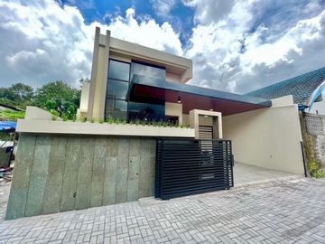 Rumah Baru Siap Hunid di Utara Staduin Maguwoharjo Desain Modern