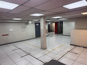 Local Comercial en arriendo en moneda a la calle