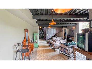 Venta de Casa Campestre Atemporal Alto del Escobero