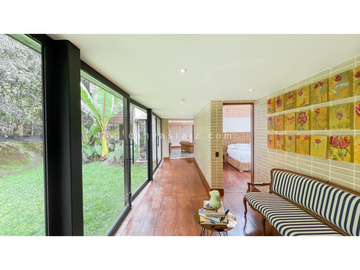 Venta de Casa Campestre Atemporal Alto del Escobero