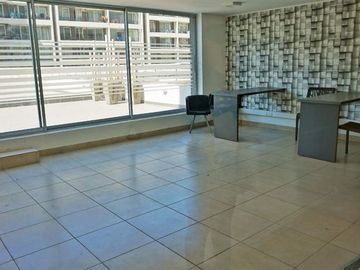 Departamento en venta de 2 dorm. estacionamiento y bodega