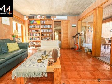 Casa en Venta en Álvaro Casanova con Carpay