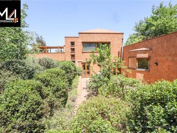 Casa en Venta en Álvaro Casanova con Carpay