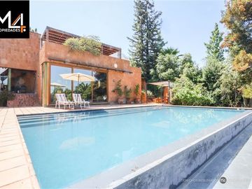 Casa en Venta en Álvaro Casanova con Carpay