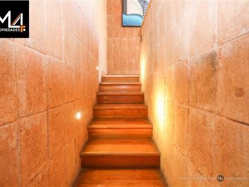 Casa en Venta en Álvaro Casanova con Carpay