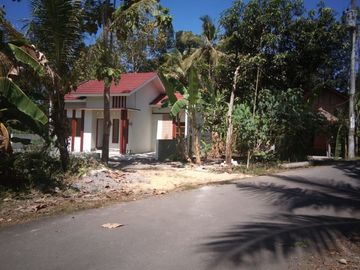RUMAH MINIMALIS DALAM CLUSTER DI JALAN WATES
