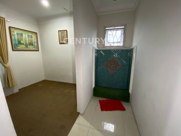 Rumah 2 Lantai Modern Strategis Cilandak Jakarta Selatan