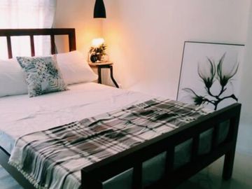 Furnished 1BR Condo w/ Parking near Cebu Business Center