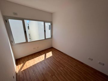 Condarco 400 ¡Departamentos de dos y tres ambientes en venta!