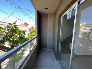 Condarco 400 ¡Departamentos de dos y tres ambientes en venta!