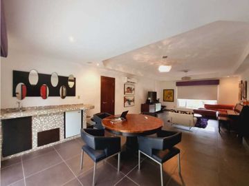CASA CON PISCINA EN COSTA DEL ESTE  1800MT