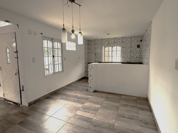 Venta de Departamento Tipo Casa de 3 Ambientes en Wilde Centro - Baradero al 6000