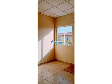 Se alquila hermoso duplex con opción a compra, en La Fontana, David.