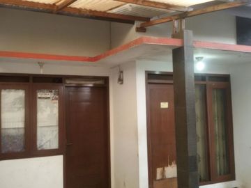 Rumah di jalan margawangi selatan. Komplek margawangi.Ciwastra | ARIEFWIRAGUNA