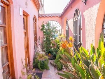 Casa en venta de 7 dorm. 4 baños sector Gran Vía Antofagasta