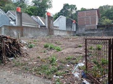 Rumah bergaya Jepang modern dekat kampus UII
