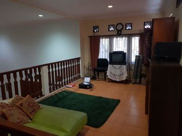 Rumah 2 Lantai Mezzanine, SHM, Griya Taman Cimanggu, Bogor