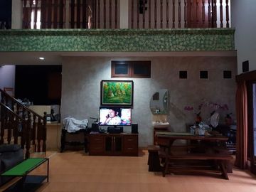 Rumah 2 Lantai Mezzanine, SHM, Griya Taman Cimanggu, Bogor