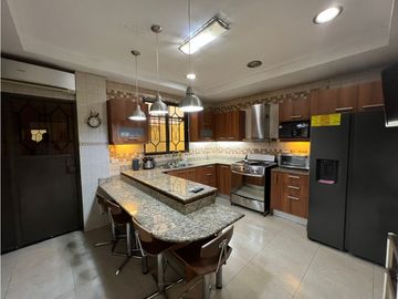 VENTA DE CASA EN ANCÓN