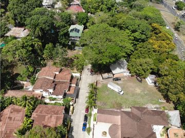 VENTA DE CASA EN ANCÓN